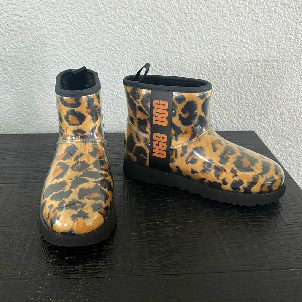 Ugg fur lined boots